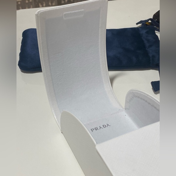 Prada tortoiseshell Scultoreo Narrow Sunglasses in perfect condition! - Picture 13 of 16